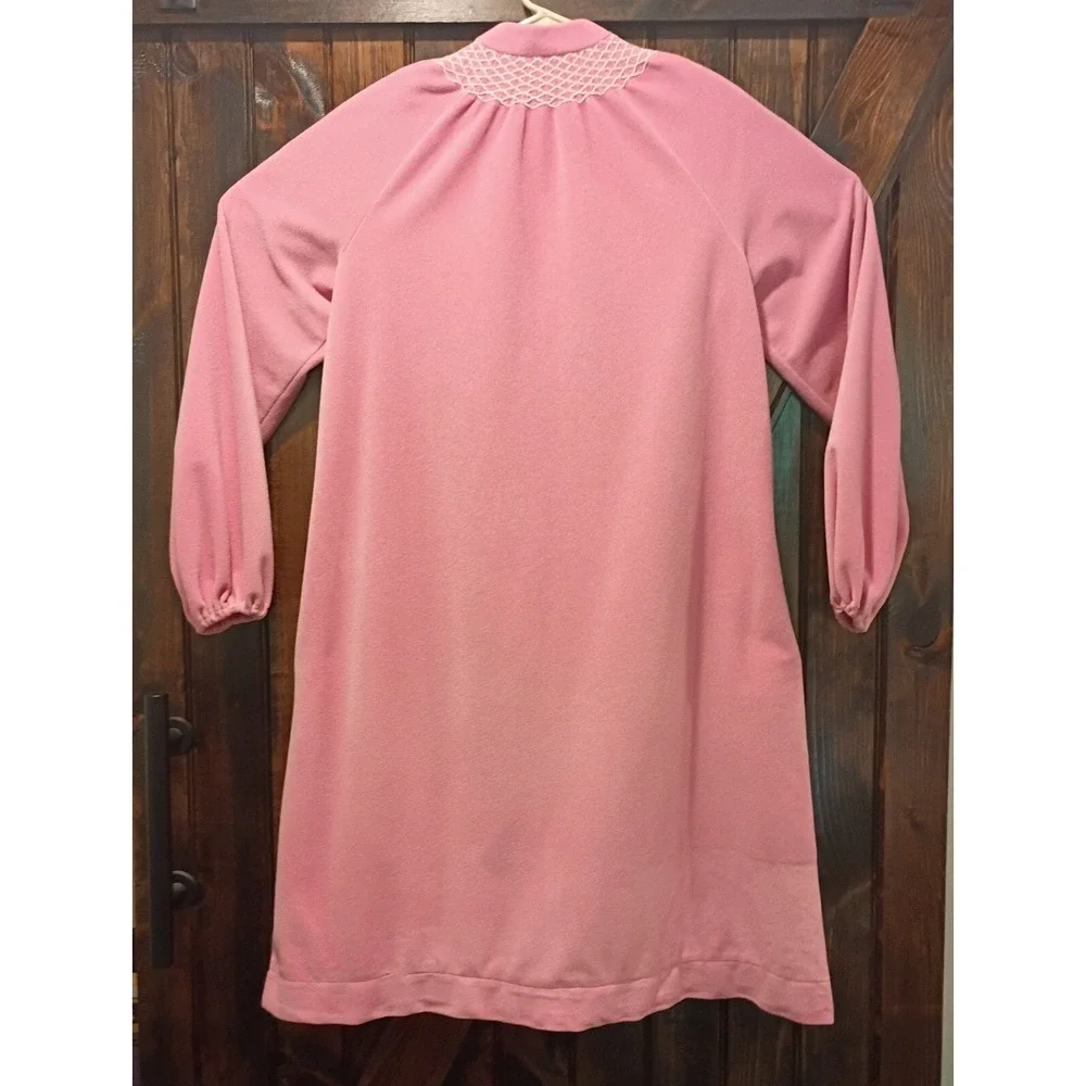 VTG Vanity Fair Robe Size Small Pink Smocking Velour ½ Zip Housecoat Knee Length